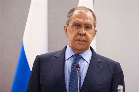 Лавров обвинил Лондон в поиске предлога для входа британского флота в ...