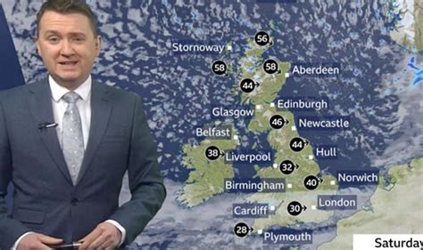 Bbc Weather Brits To Brace For Damaging Winds As Rain Wall To Wreak Havoc This Weekend