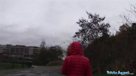 Public Agent Beautiful Alexis Bardot Fucks On Backseat Of A Car Video Porn Videos