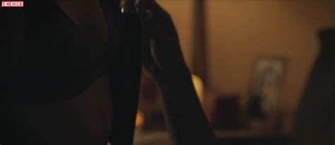 Chelsea Tavares Nude Pics P Gina