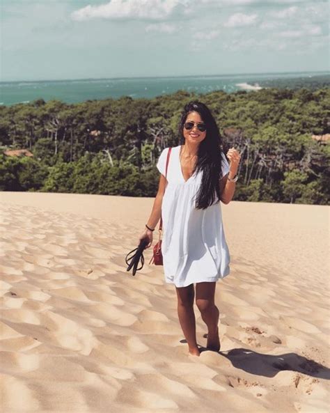 9 Hot Sexy Alizee Williot Bikini Pics