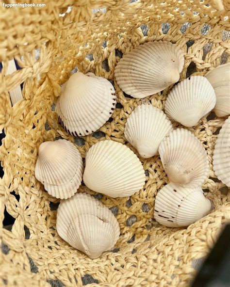 Amanda Sokos Amandasokos Nude OnlyFans Leaks Fappening FappeningBook