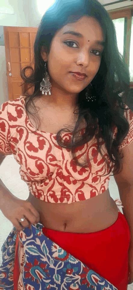 Indian Hot Gf Showing Her Body
