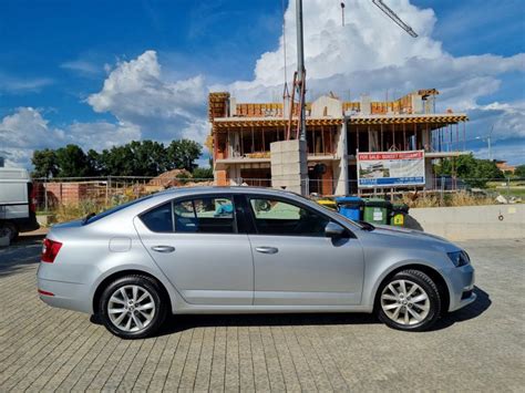 Škoda Octavia 1 6 TDI 2019 god