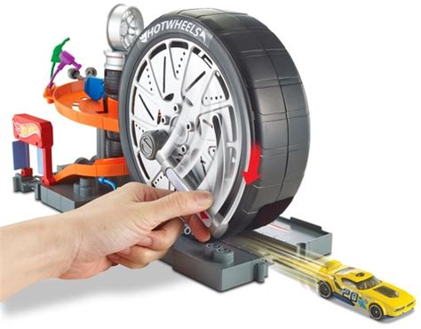 Hot Wheels Tekerlekli Yar D Nyas Oyun Seti Fnb Erkek Oyun Setleri Online Bazaar