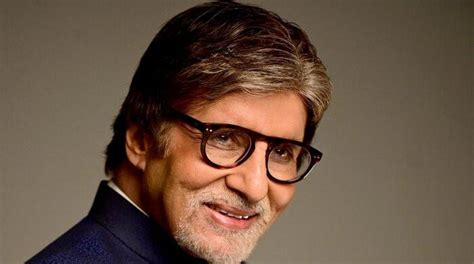 Amitabh Bachchan turns 80: Fans gather around his Jalsa bungalow to ...