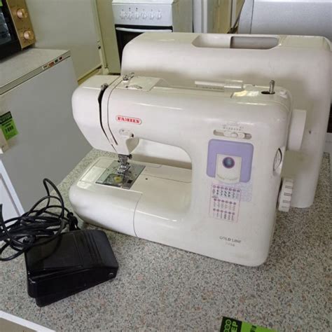 Б-1 Швейная машинка 36313 – купить в Иркутске, цена 5 999 руб., дата ...