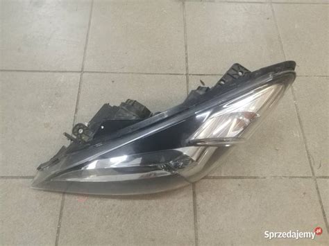 Kia Ceed reflektor lampa lewy przód soczewka Przeźmierowo