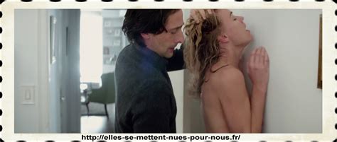 Naked Yvonne Strahovski In Manhattan Night