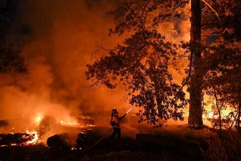 California Park Wildfire Explodes North Of Chico Photos