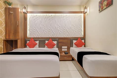 MILAN HOLIDAY HOTEL 100% Money Back 𝗕𝗢𝗢𝗞 Ujjain Hotel 𝘄𝗶𝘁𝗵 ₹𝟬 𝗣𝗔𝗬𝗠𝗘𝗡𝗧