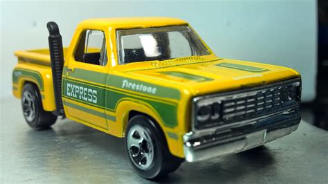 Hot Wheels 1978 DODGE LI L RED EXPRESS TRUCK
