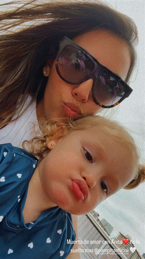 Pampita Desde Miami Con Su Bikini Negra Cavada Espectacular Caras