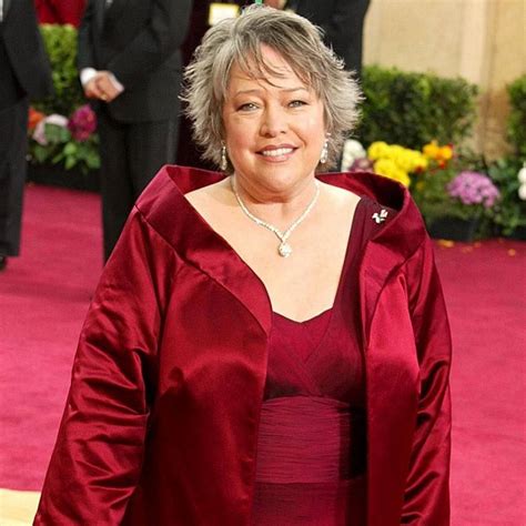 Download Kathy Bates Red Carpet Wallpaper | Wallpapers.com