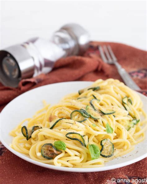 Spaghetti Alla Nerano Ricetta Pasta Alla Nerano Partenopea