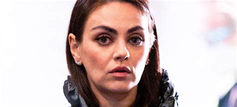 Mila Kunis La Vuelve A Liar Con La Forma De Educar A Sus Hijos Tras