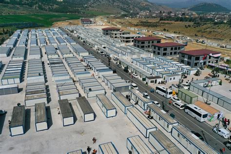 Gaziantep Teki Konteyner Kentte Depremzedelerin Yaralar Sar L Yor