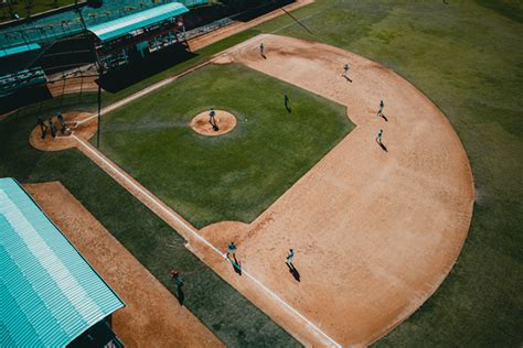 Berapa Jumlah Pemain Softball Ketahui Tugas Dan Perannya