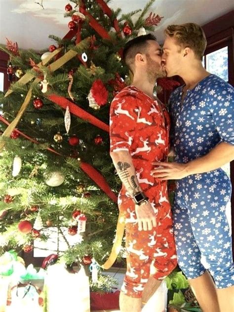 Pin On Inspiration Gay Love Cute Gay Couples Gay Christmas