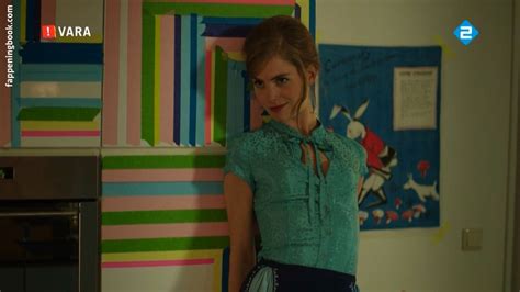 Hannah Hoekstra Nude OnlyFans Leaks Fappening Page FappeningBook