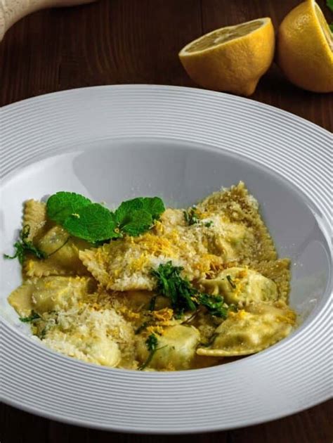 Giersch Ravioli Mit Ricotta Und Zitrone Waldmahl De