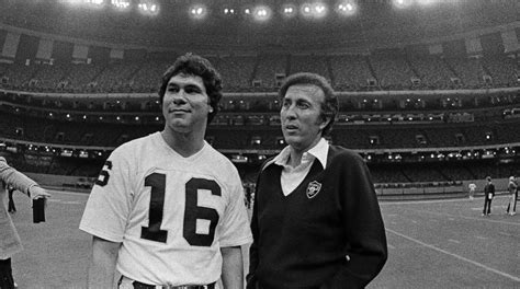 Raiders Legend Jim Plunkett Missing Out On Gold Jacket Again
