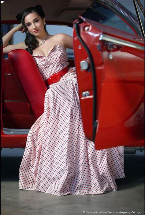 Molly Ephraim Nude Photos And Porn Video Scandal Planet