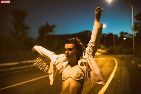 Naked Alice Pagani Added By Charlipon