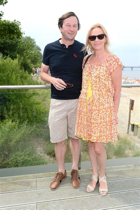 Olbrychski w samych majtkach Stam w bikini i Żmuda Trzebiatowska niemal zgnieciona przez fanów