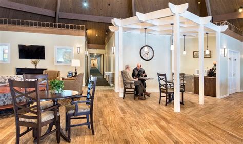 Colonial Oaks Senior Living | Retirement , Assisted Living, Independent ...