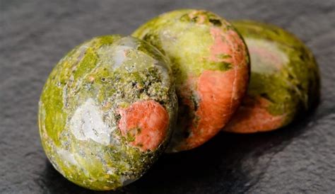 All About Unakite Stone: Meaning & Healing Properties
