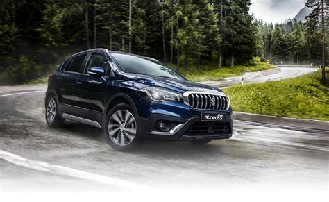 Öt Autót Nevezett A Suzuki Év Magyar Autója
