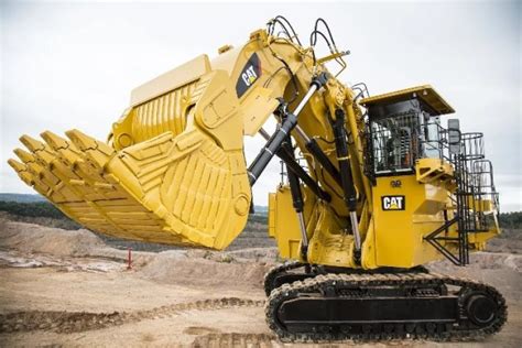Giant Cat Shovel Starts Work At Mountsorrel