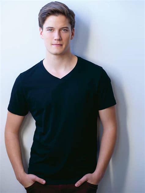 Justin Kelly Bio Age Career Net Worth Height Facts