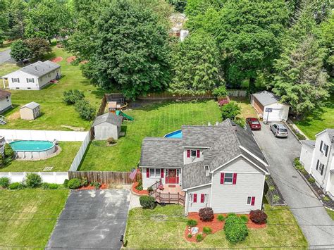 14 Fairview Ave Walden Ny 12586 Zillow