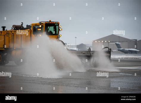 Runway Snow Plow Hi Res Stock Photography And Images Alamy