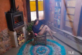 Kinky Babe With Hot Body Poses Wearing Fishnets 10 Photos