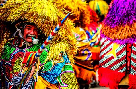 Origem Do Maracatu - Maracatu: o que é, origem, características e tipos (nação e rural ...