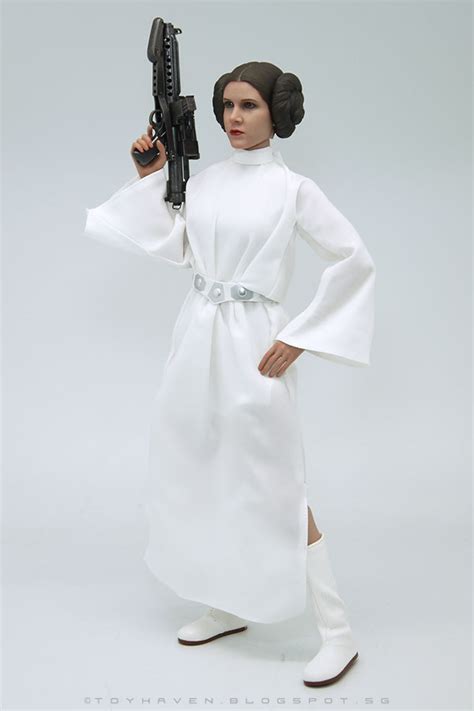 Toyhaven Hot Toys Star Wars A New Hope Th Scale Princess Leia Cm Collectible Figure