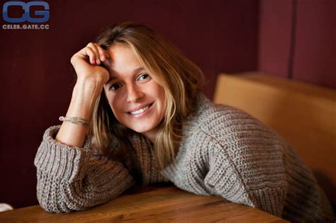 Lisa Bitter Nude Pictures Onlyfans Leaks Playboy Photos Sex Scene Uncensored