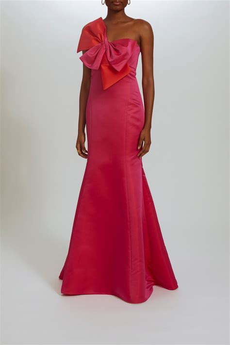 Home Page | L'elite Bridal Bridesmaids Occasions Boston