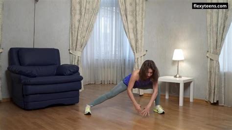 Babe Marina With Perfect Boobs Stretches Her Hot Fit Body TNAFlix