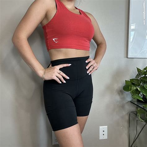 Avia Butler Nude OnlyFans Leaks Fappening FappeningBook