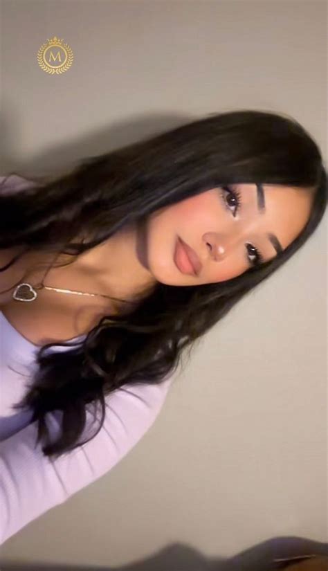 Pin by 𝓓𝓮𝔂𝓪𝓷𝓲𝓻𝓪 on post Pretty makeup looks Latina makeup looks Makeup looks