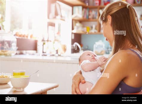 Baby Mother Domestic Life Mother Luck Babe Babies Human Babies Mom Mothers Mum At Home