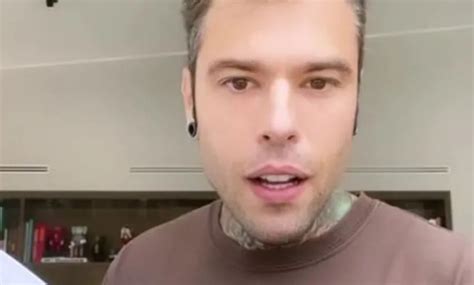 Fedez Operato Al San Raffaele Di Milano Quali Sono Le Sue Condizioni