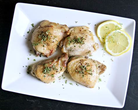 Lemon Thyme Chicken The Best Easy Chicken Recipe ~ Chews And Brews