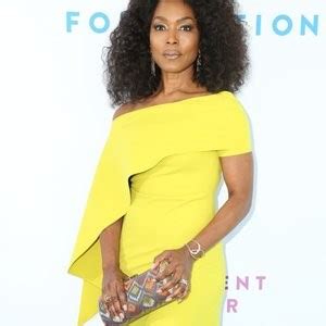 Angela Bassett Hot 12 Photos Nudes Celebrity Leaked Nudes