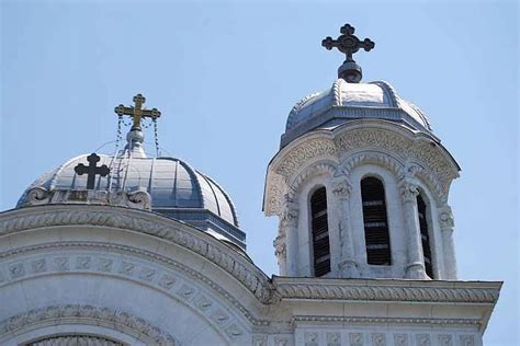 Religion and faith in Romania: How many Romanians believe in God? | Romania Insider