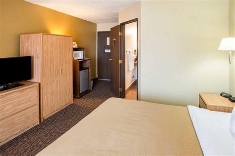 Econo Lodge Duluth Near Miller Hill Mall Updated June 2025 20